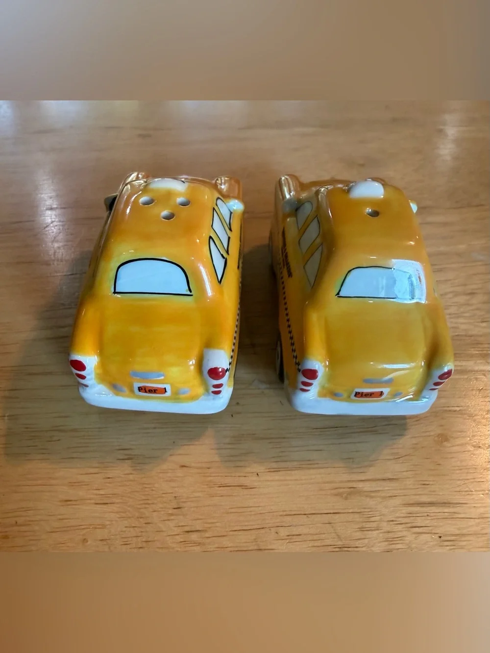 Yellow taxi cab salt & pepper shakers by Pier 1 EUC